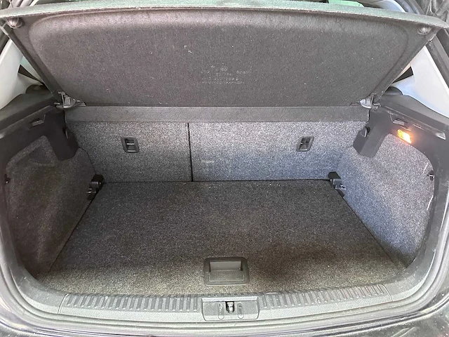 Volkswagen - polo - 1.4 tdi highline dsg- xl-494-k- 2014 - afbeelding 9 van  19