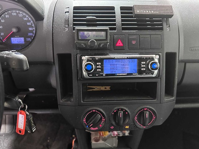 Volkswagen - polo - 1.4 tdi optive - 96-zh-tr- 2008 - afbeelding 2 van  13