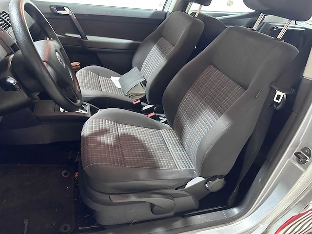 Volkswagen - polo - 1.6-16v optive - 10-xj-xv - afbeelding 7 van  20