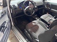 Volkswagen - polo - 1.6-16v optive - 10-xj-xv - afbeelding 19 van  20