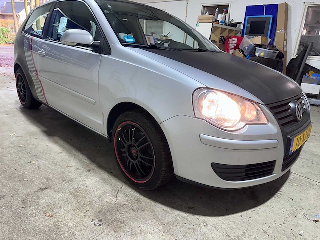 Volkswagen - polo - 1.6-16v optive - 10-xj-xv - afbeelding 17 van  20