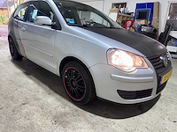 Volkswagen - polo - 1.6-16v optive - 10-xj-xv - afbeelding 17 van  20