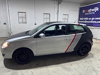 Volkswagen - polo - 1.6-16v optive - 10-xj-xv - afbeelding 12 van  20