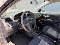 Volkswagen - polo - 1.6 tdi blm. trendl. - personenauto - 2011 - afbeelding 2 van  2
