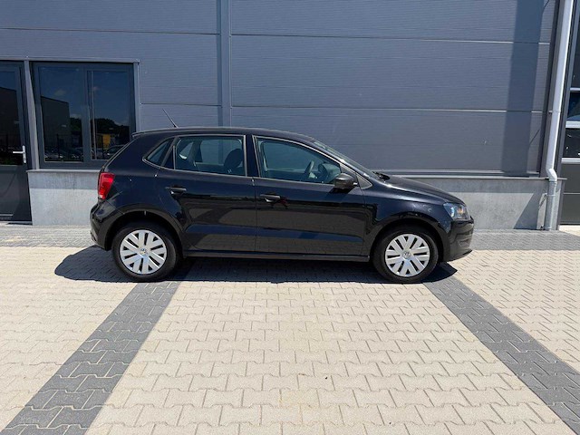 Volkswagen - polo - 1.6 tdi blm. trendl. - personenauto - 2011 - afbeelding 1 van  2