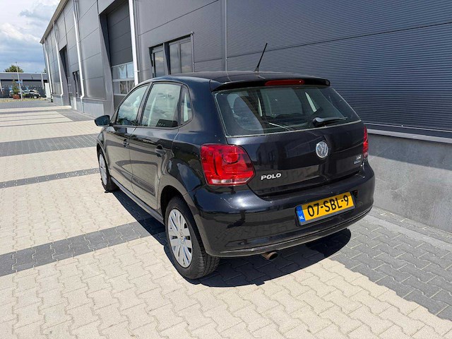 Volkswagen - polo - 1.6 tdi blm. trendl. - personenauto - 2011 - afbeelding 4 van  6