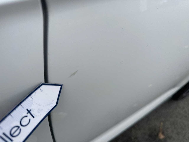 Volkswagen - polo - 2.0 tsi gti - car - 2019 - afbeelding 15 van  28