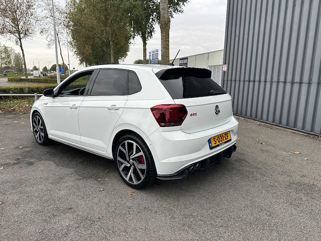 Volkswagen - polo - 2.0 tsi gti - car - 2019 - afbeelding 12 van  28