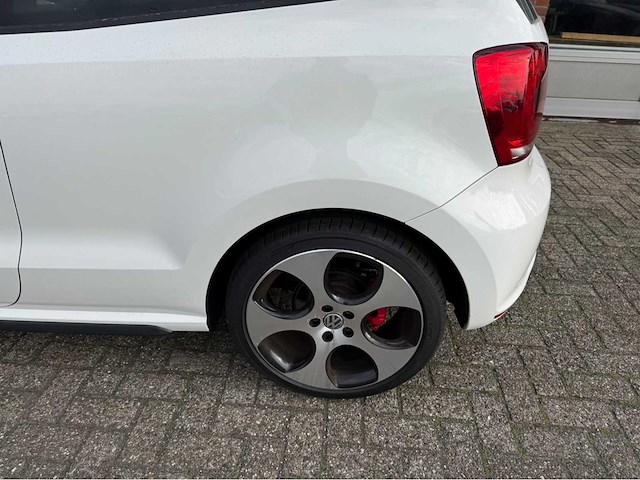 Volkswagen - polo - gti - 1.4 tsi - personenauto - 2011 - afbeelding 15 van  25