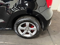 Volkswagen - polo - personenauto - 2012 - afbeelding 18 van  27