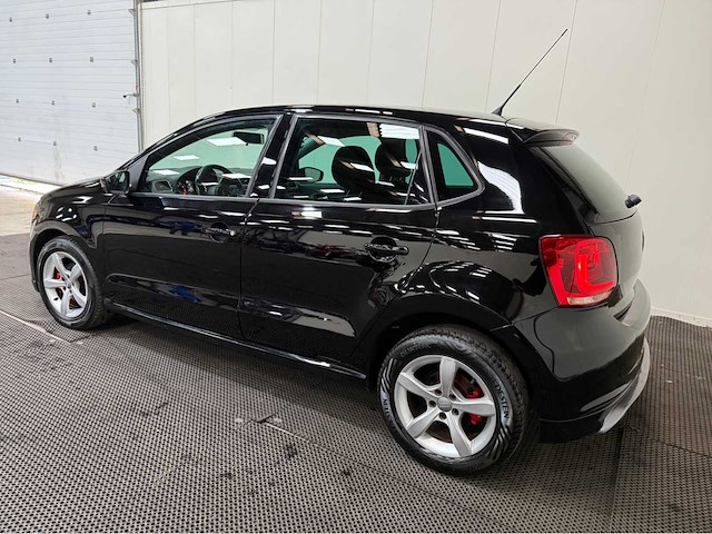 Volkswagen - polo - personenauto - 2012 - afbeelding 22 van  27