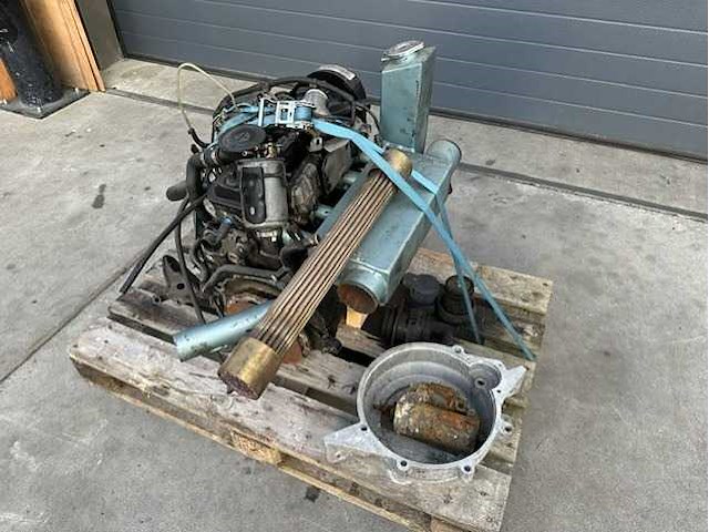 Volkswagen - scheepsmotor - afbeelding 1 van  4