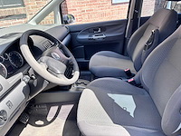 Volkswagen - sharan - 1.8 turbo comfortl. - 2005 - personenauto - 11-rd-kl - afbeelding 4 van  26