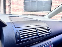 Volkswagen - sharan - 1.8 turbo comfortl. - 2005 - personenauto - 11-rd-kl - afbeelding 10 van  26