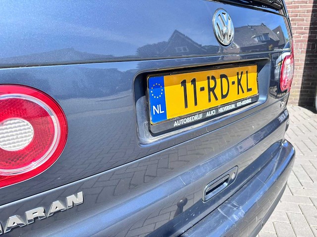 Volkswagen - sharan - 1.8 turbo comfortl. - 2005 - personenauto - 11-rd-kl - afbeelding 14 van  26