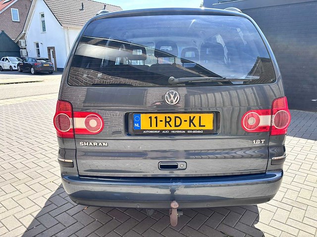 Volkswagen - sharan - 1.8 turbo comfortl. - 2005 - personenauto - 11-rd-kl - afbeelding 17 van  26