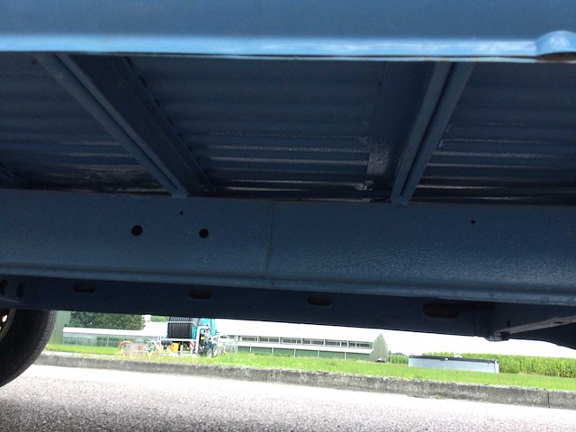 Volkswagen - t2 - camper - oldtimer - afbeelding 16 van  24