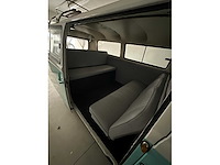 Volkswagen - t2 - t2 bay window - oldtimer - afbeelding 9 van  12