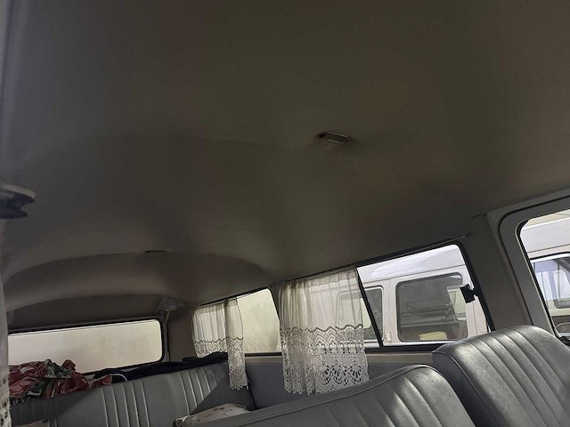 Volkswagen - t2 - t2 bay window - oldtimer - afbeelding 3 van  13