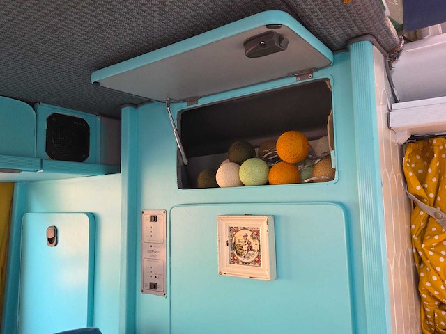 Volkswagen - t4 - kampeerauto - 81 kw - automaat - benzine - camper - afbeelding 16 van  36