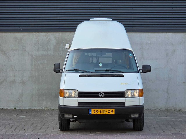 Volkswagen - t4 - kampeerauto - 81 kw - automaat - benzine - camper - afbeelding 36 van  40