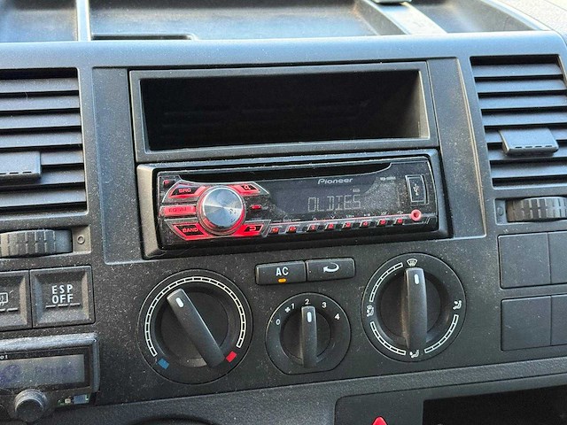 Volkswagen - t5 - transporter - bedrijfswagen - afbeelding 13 van  22