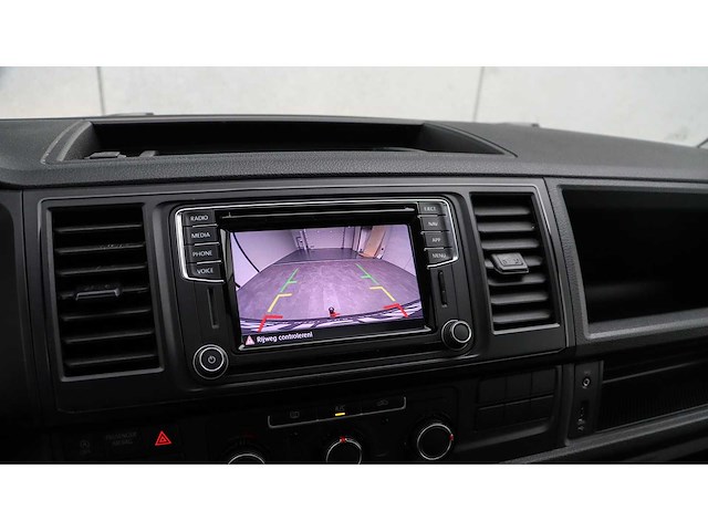 Volkswagen - t6 transporter kombi - 2.0 tdi - 9 persoons - schuidak - 2017 - personenauto - afbeelding 5 van  21