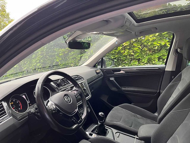 Volkswagen - tiguan - 1.4 tsi act cl bns rd-617-x 2017 iaw - afbeelding 5 van  5