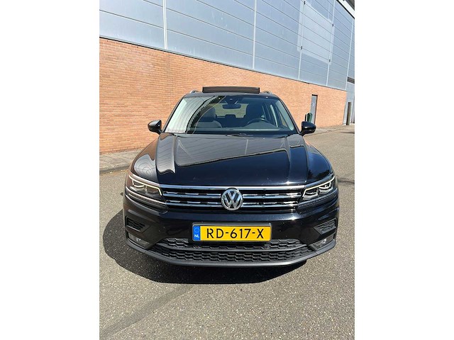 Volkswagen - tiguan - 1.4 tsi act cl bns rd-617-x 2017 iaw - afbeelding 2 van  3