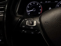 Volkswagen - tiguan - 1.4 tsi act highl. - rr-235-d- 2018 iaw - afbeelding 15 van  17