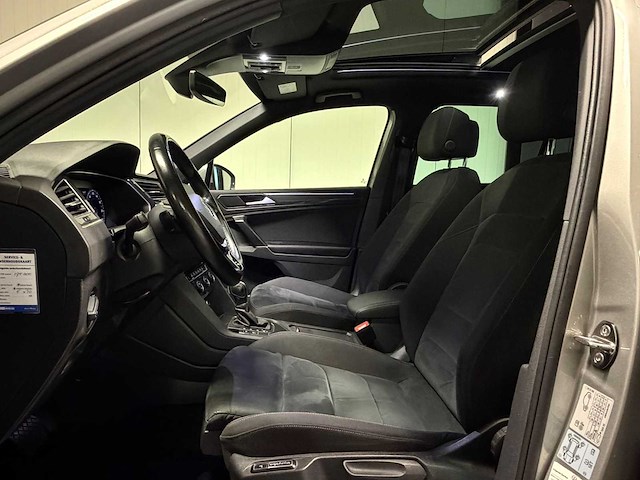 Volkswagen - tiguan - 1.4 tsi act highl. - rr-235-d- 2018 iaw - afbeelding 7 van  27