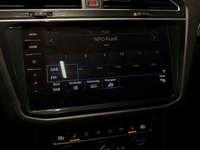 Volkswagen - tiguan - 1.4 tsi act highl. - rr-235-d- 2018 iaw - afbeelding 18 van  27
