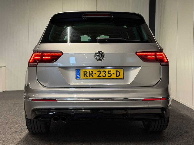 Volkswagen - tiguan - 1.4 tsi act highl. - rr-235-d- 2018 iaw - afbeelding 24 van  27