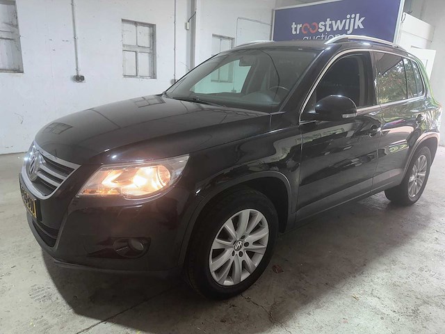 Volkswagen - tiguan - 1.4 tsi comf.&des.4motion - n-738-fn- 2010 - afbeelding 1 van  12