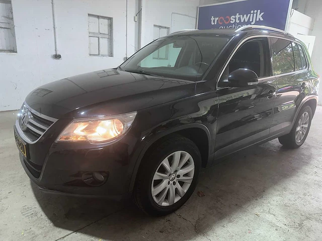 Volkswagen - tiguan - 1.4 tsi comf.&des.4motion - n-738-fn- 2010 - afbeelding 1 van  18
