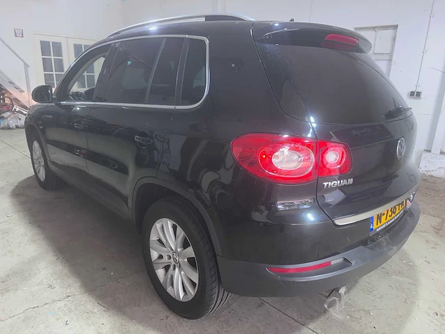 Volkswagen - tiguan - 1.4 tsi comf.&des.4motion - n-738-fn- 2010 - afbeelding 11 van  18