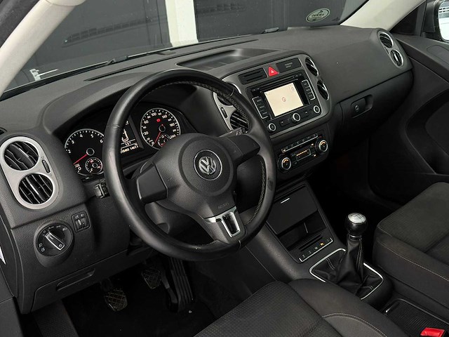 Volkswagen - tiguan - 1.4 tsi sport&style - car - 2010|k-027-vz|iaw - afbeelding 9 van  29