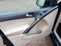 Volkswagen - tiguan - 1.4 tsi sport&style - personenauto - afbeelding 13 van  18