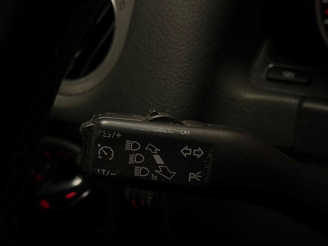 Volkswagen - tiguan - 1.4 tsi sport&style 2010 j-457-jb iaw - afbeelding 17 van  22