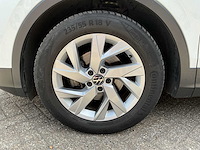 Volkswagen - tiguan - 1.5 r-line business - car - 2020 - afbeelding 3 van  25