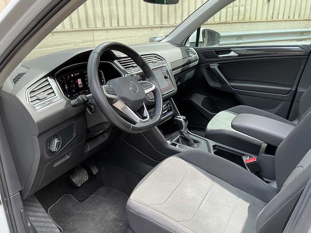 Volkswagen - tiguan - 1.5 r-line business - car - 2020 - afbeelding 5 van  25