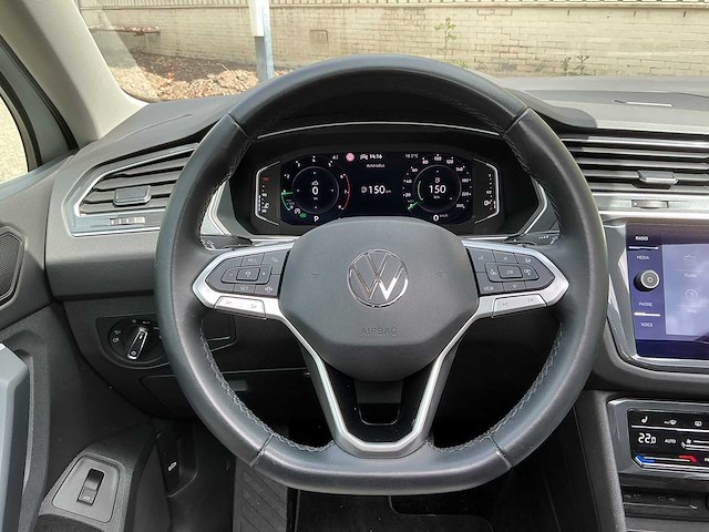 Volkswagen - tiguan - 1.5 r-line business - car - 2020 - afbeelding 7 van  25