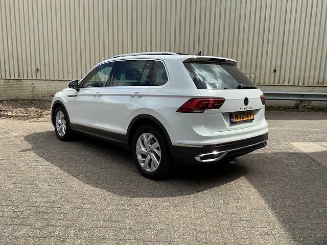 Volkswagen - tiguan - 1.5 r-line business - car - 2020 - afbeelding 20 van  25