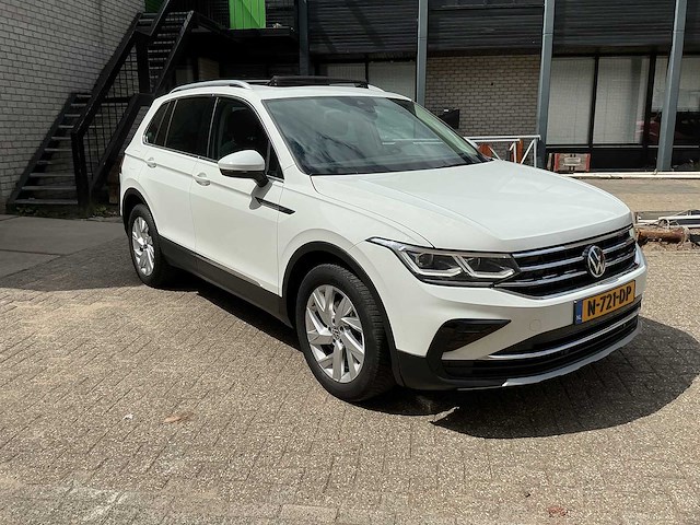 Volkswagen - tiguan - 1.5 r-line business - car - 2020 - afbeelding 24 van  25