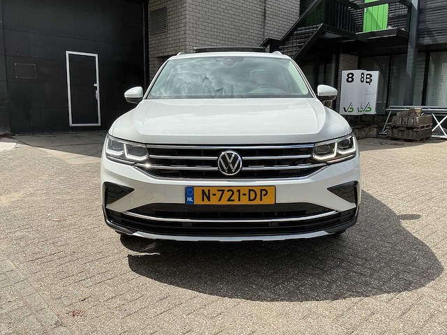 Volkswagen - tiguan - 1.5 r-line business - car - 2020 - afbeelding 25 van  25