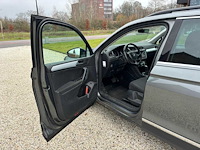 Volkswagen - tiguan - 1.5 tsi act comfortl - h-414-hs - 2020 - afbeelding 4 van  30