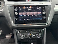 Volkswagen - tiguan - 1.5 tsi act comfortl - h-414-hs - 2020 - afbeelding 10 van  30