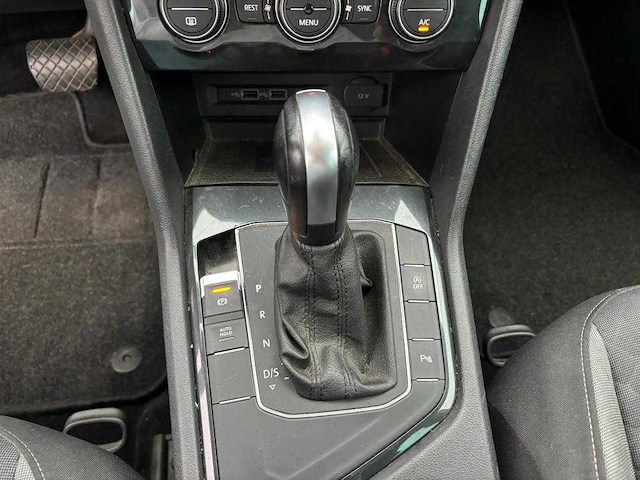 Volkswagen - tiguan - 1.5 tsi act comfortl - h-414-hs - 2020 - afbeelding 11 van  30