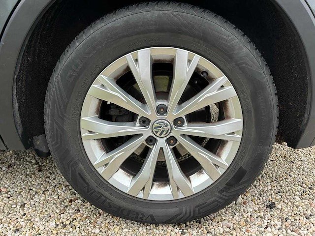 Volkswagen - tiguan - 1.5 tsi act comfortl - h-414-hs - 2020 - afbeelding 19 van  30