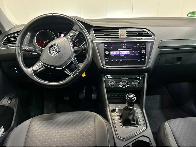 Volkswagen - tiguan - 2.0 tdi cl bns - personenauto - 2018 - afbeelding 3 van  31